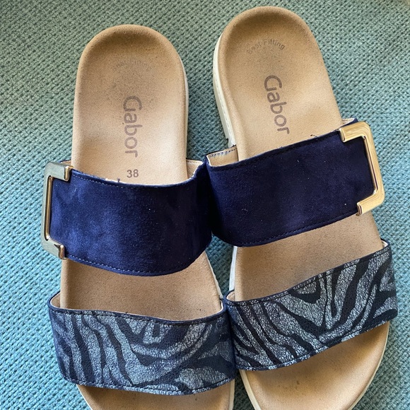 Gabor Leather Sandals with Navy and Zebra Straps Size 38 - Picture 2 of 10
